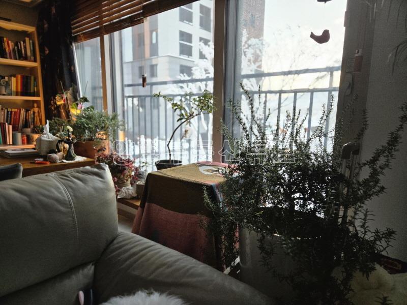 남한강 산책와 연결되어 있는  리버파크 어반 필로티 2층_7