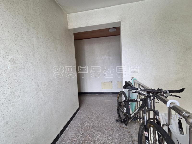 양평역 도보 5분 근거리에 있는 넓은 방3 넓은 거실 넓은 베란다 있는 연립주택_24