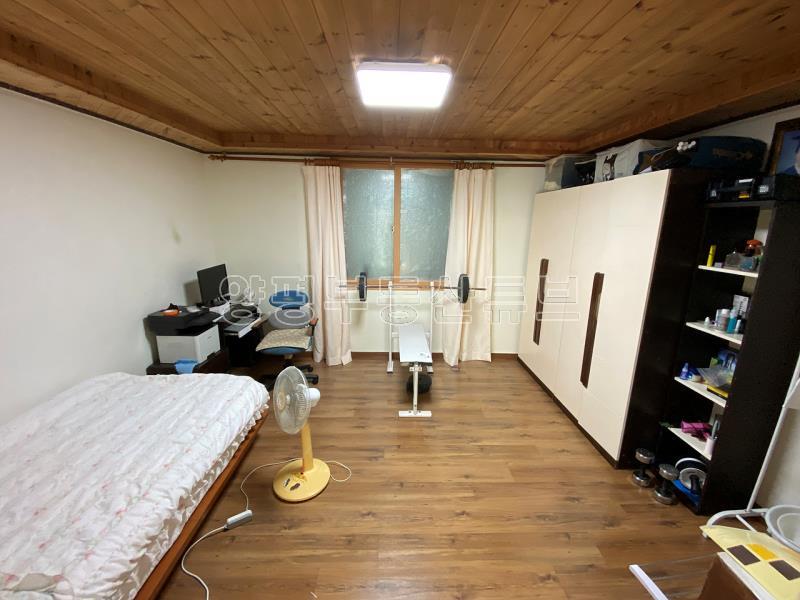 전망좋고 조용하고 한적한 용천리 숲속 전원주택_24