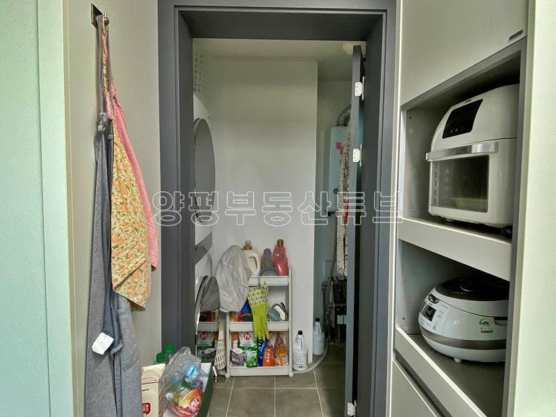 숲으로 둘러쌓은 조용하고 깨끗한 전원마을 내 주택_23