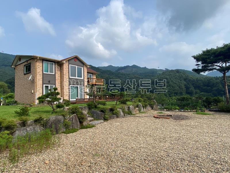 숲세권 조용한 마을의 전망좋은 전원주택_11