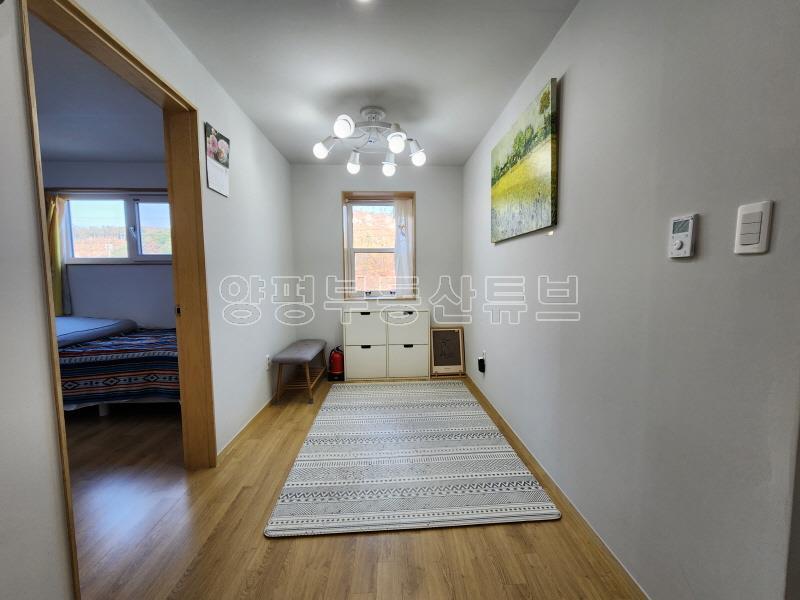 산자락 접한 조용하고 아늑한 곳으로 근거리에 개천이 흐르는 배산임수의 입지_10