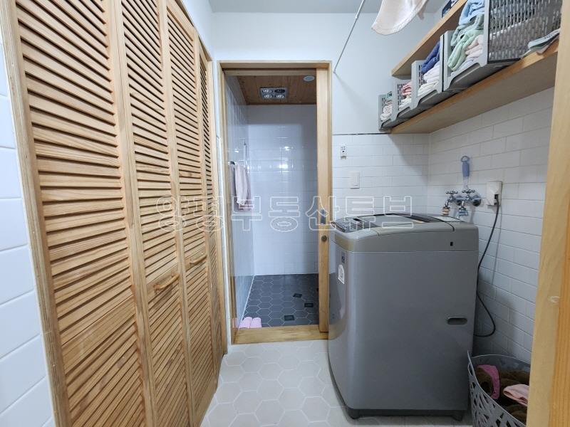 산자락 접한 조용하고 아늑한 곳으로 근거리에 개천이 흐르는 배산임수의 입지_21