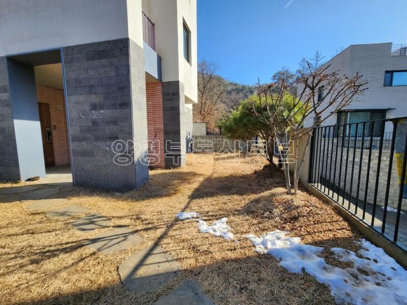 환경이 깨끗하고 산과 물이 좋은 숲세권으로 IC와 양수역이 가까운 곳입니다_11