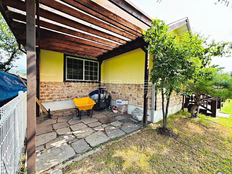 용문초등학교 인근 공도 접하여 땅넓고 정원 잘가꾸어진 예쁜 전원주택_15