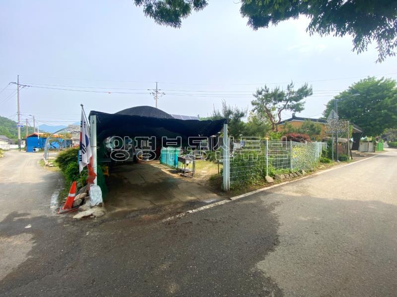 흑천이 흐르고 지하철역이 있는 초등학교 인근의 가치 높은 입지의 122평 구옥 매매_15
