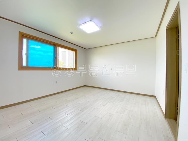 탁트인전망 넓은 땅, 단층의 잘지은 구조 좋은 주택 딱! 좋은 가격의 전원주택_11