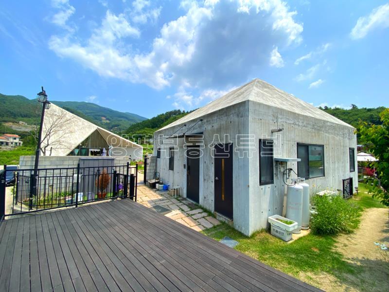 예쁘게 잘지은 건물에서 카페를 운영하며 거주중인 2종 근생 매매_2