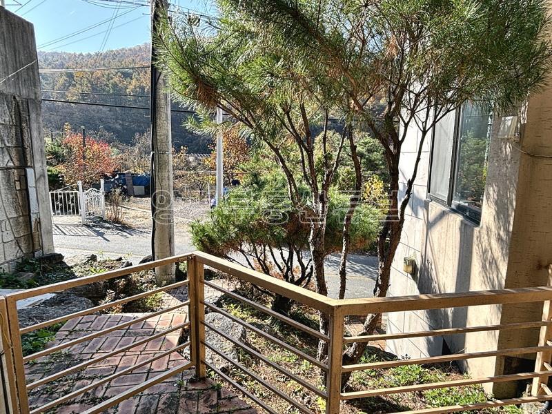 두물머리IC 접근성 좋은 주택으로 땅 넓고 철콘으로 튼튼하게 잘 지은 전원주택_16