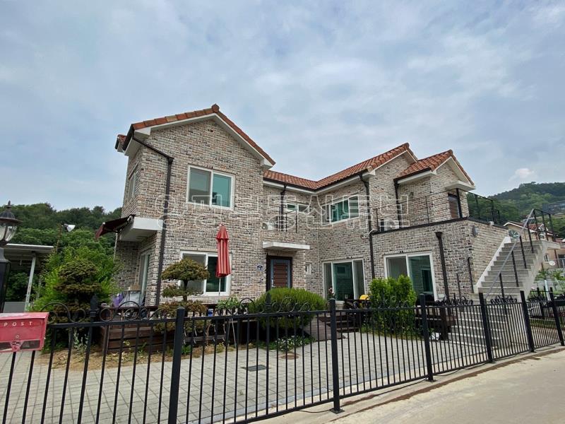 37번 국도 인근 1.2층 별도 출입구 되어 있어 2가구 거주 가능한 주택 매매_13