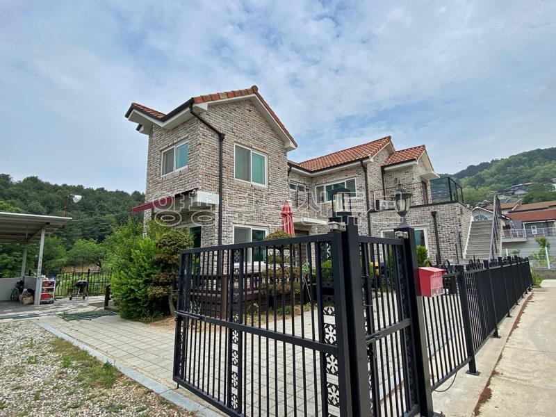 37번 국도 인근 1.2층 별도 출입구 되어 있어 2가구 거주 가능한 주택 매매_15