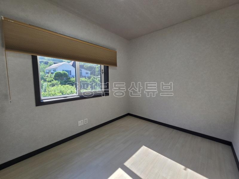 탁트인 전망과 조용하고 아늑한 아담한 단지내 전원주택_16