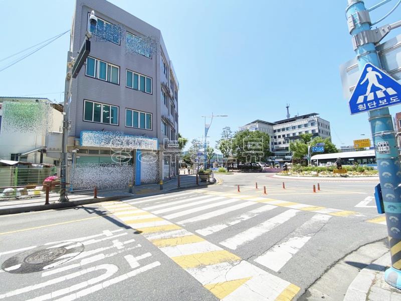 양평군청 앞 사거리 코너에 위치한 4층 근린상가 건물 매매_10
