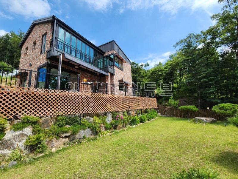 6번국도 접근성 좋은 조용하고 아늑한 마을의 숲을 바라보는 전원주택_2