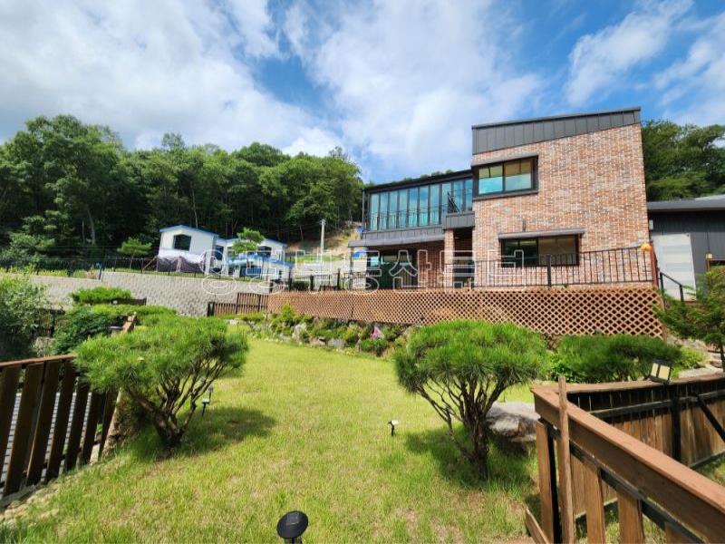 6번국도 접근성 좋은 조용하고 아늑한 마을의 숲을 바라보는 전원주택_12