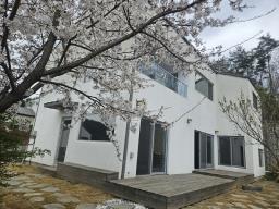 아름다운 사계절이 펼쳐지는 중원리 숲에있는 50평 세컨하우스_썸네일_5