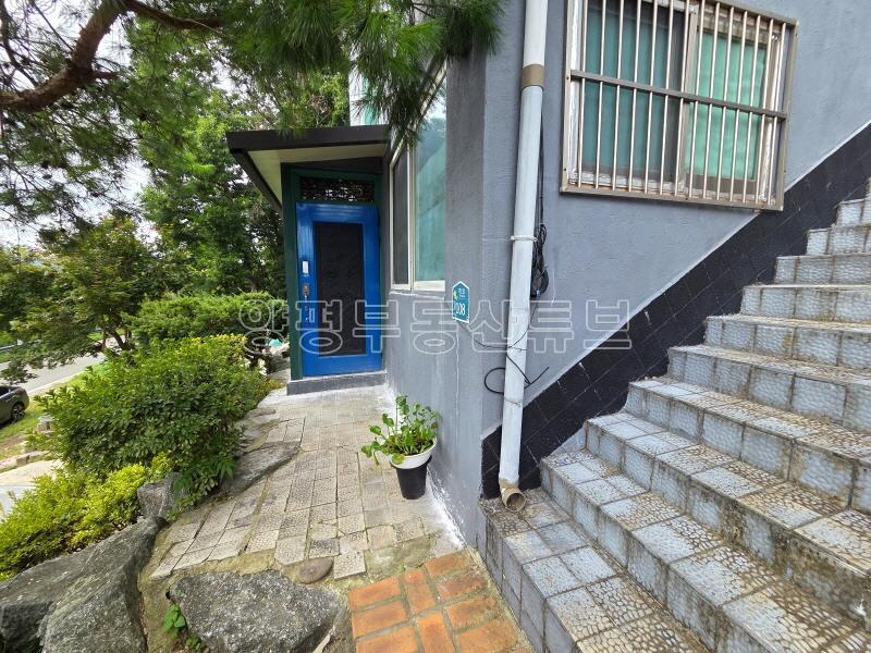 흑천과 추읍산이 훤희 보이는 전망 좋은 저렴한 주택_24