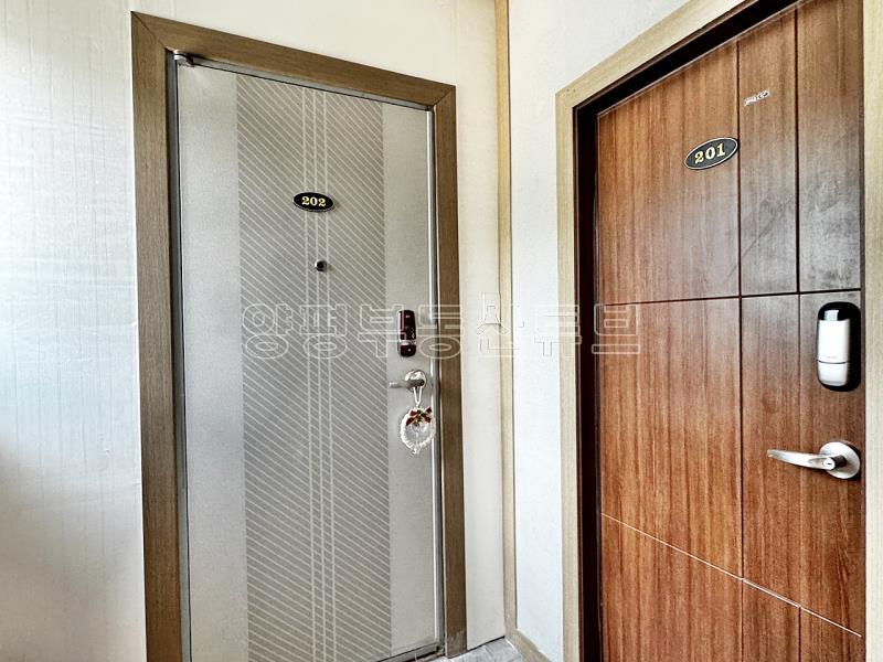 한화리조트 진입로 2차선 도로변에 접해있는 단독주택/2종근린생활시설_10