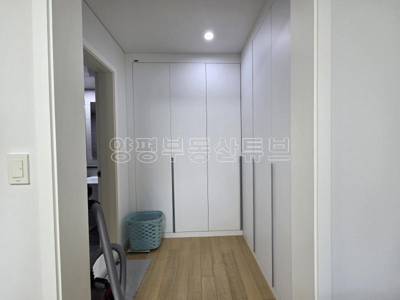 전망좋은 백안리 산자락 아래 예쁘게 잘지은 전원주택_13