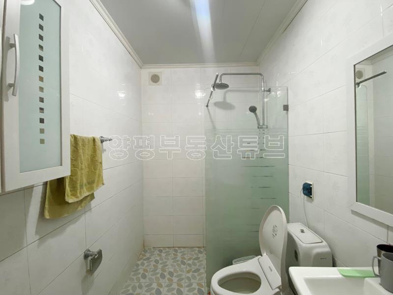 산자락 아래 탁트인 시야에 용문산이 전망 되는 저렴한 가격의 전원주택_8