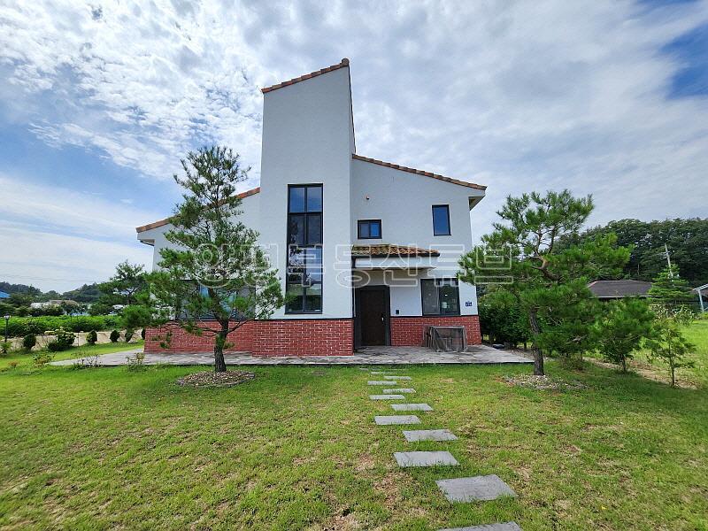 2차선 도로 접근성 좋은 평지에 철콘으로 잘지은 근린생활시설 주택_20