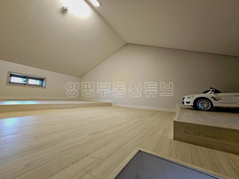 국수역 1km  전망이 트여 있는 철콘으로 지은 단층의 전원주택_7