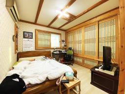 2차선 도로 접근성 좋으며, 300평대의 넓은 토지와 산_썸네일_3