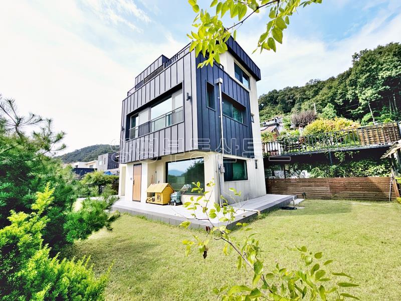 국수역 초역세권 타운하우스 단지내에 있는 튼튼하게 잘지은 집_1