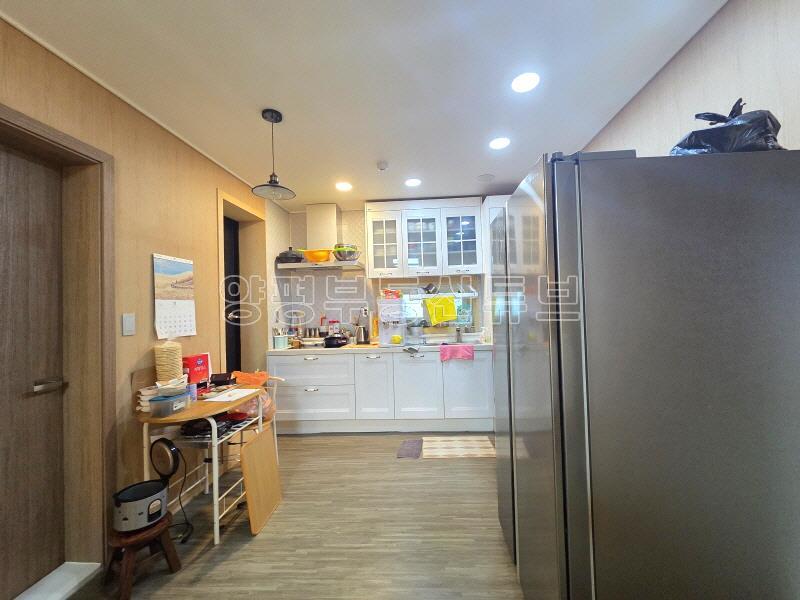 숲으로 둘러쌓인 아늑한 곳에 있는 남동향의 저렴한 전원주택 전세(월세5000/100)_4