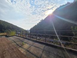 숲으로 둘러쌓인 아늑한 곳에 있는 남동향의 저렴한 전원주택 전세(월세5000/100)_썸네일_19