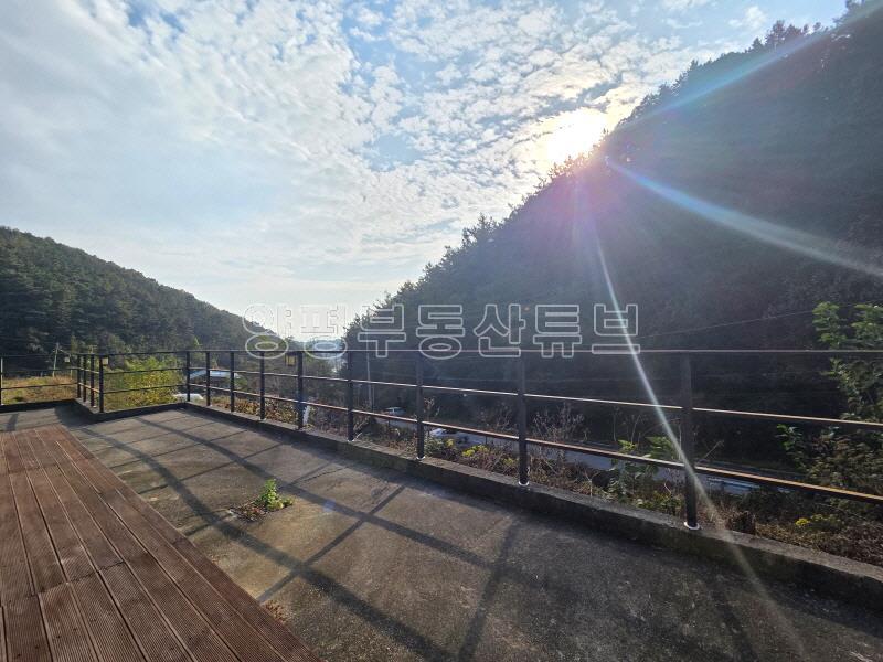 숲으로 둘러쌓인 아늑한 곳에 있는 남동향의 저렴한 전원주택 전세(월세5000/100)_19