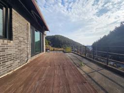 숲으로 둘러쌓인 아늑한 곳에 있는 남동향의 저렴한 전원주택 전세(월세5000/100)_썸네일_20