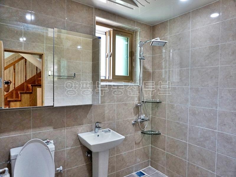 양평읍 백안리 철콘으로 지은 1.2층  전원주택 전세 3억_7