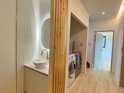 예쁘게 질지은 햇살 좋고 앞이 트여 있고 도로 접근성 좋은 평탄지 전원주택 [전세4.5억]_썸네일_7