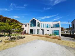 예쁘게 질지은 햇살 좋고 앞이 트여 있고 도로 접근성 좋은 평탄지 전원주택 [전세4.5억]_썸네일_22