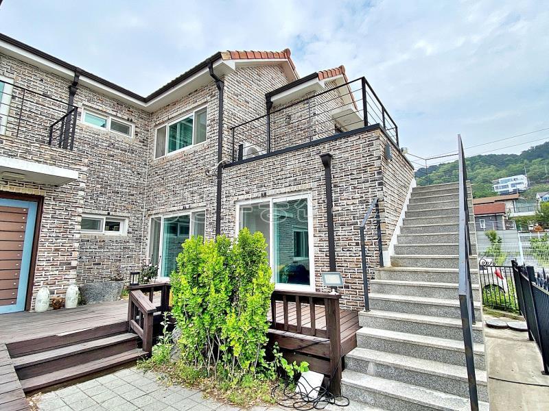 37번 국도 인근이며 양평시내 접근성 좋은 신애리 방5개 다가구형 전원주택 전세 4.5억_16