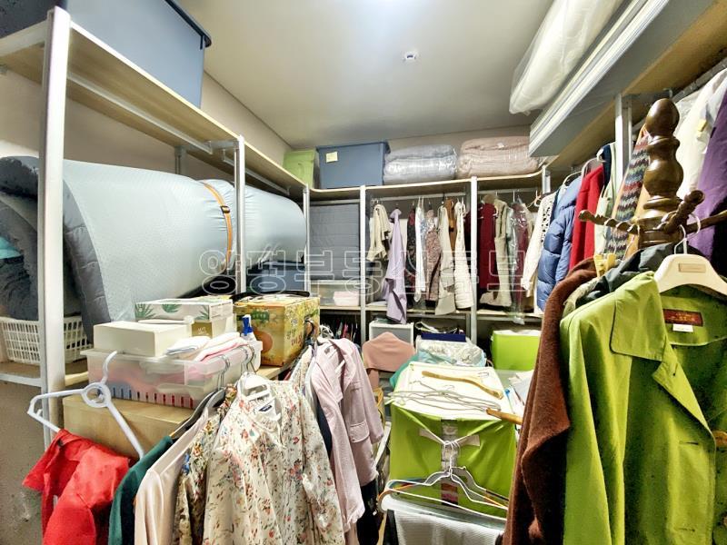 300여평의 넓은 땅에 직영으로 잘지은 단층의 햇살 좋은 전원주택_11