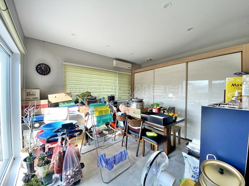 300여평의 넓은 땅에 직영으로 잘지은 단층의 햇살 좋은 전원주택_12