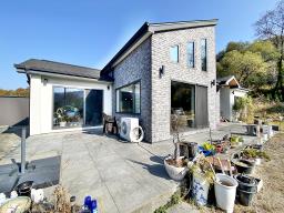 300여평의 넓은 땅에 직영으로 잘지은 단층의 햇살 좋은 전원주택_썸네일_16