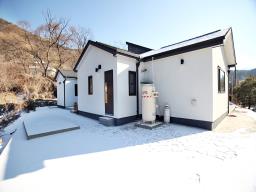 300여평의 넓은 땅에 직영으로 잘지은 단층의 햇살 좋은 전원주택_썸네일_22