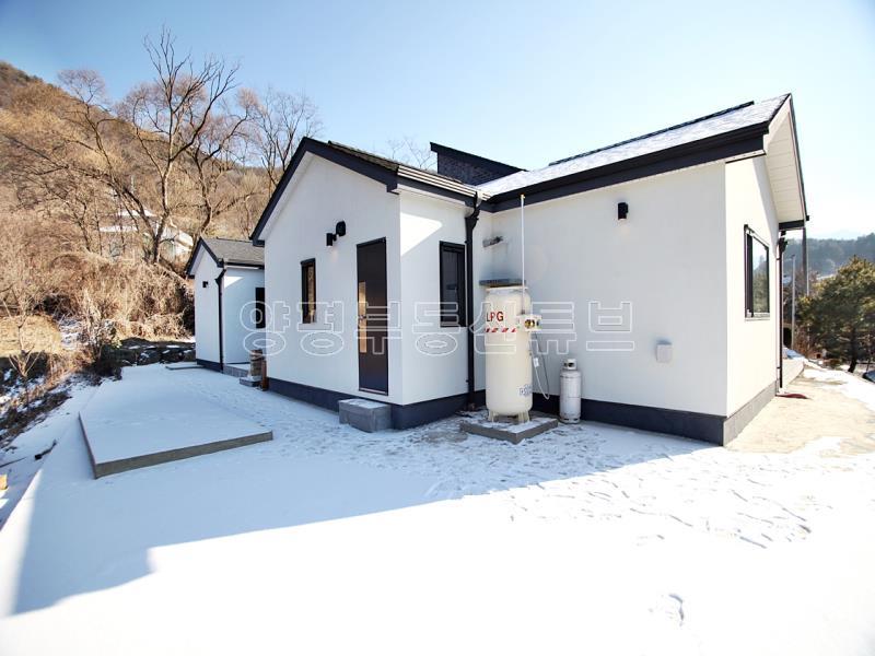 300여평의 넓은 땅에 직영으로 잘지은 단층의 햇살 좋은 전원주택_22