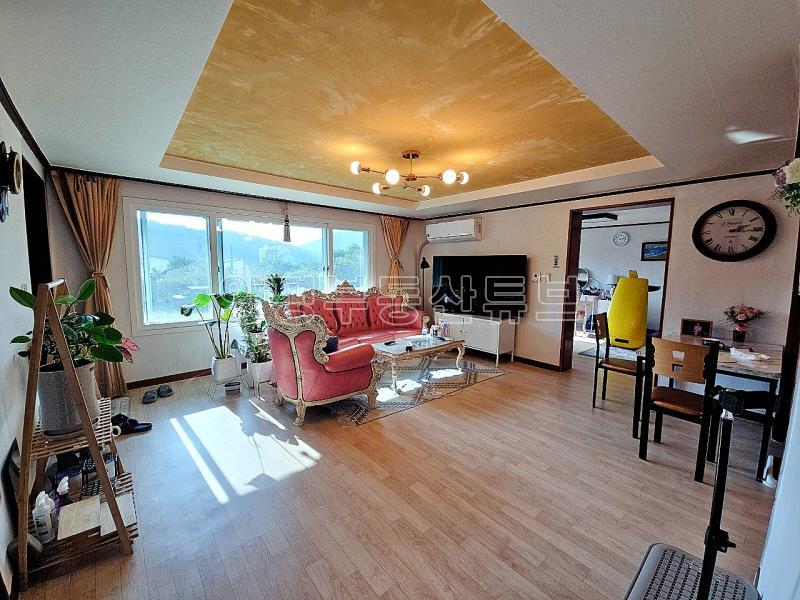 1.2층 별도 거주 가능하며 임대 수익 나오며 6번국도 접근성 좋은 전원주택_2