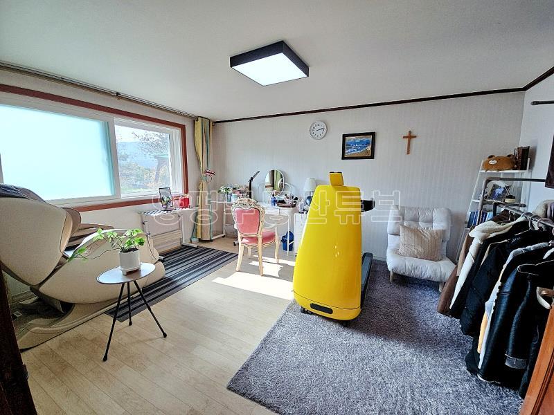 1.2층 별도 거주 가능하며 임대 수익 나오며 6번국도 접근성 좋은 전원주택_3