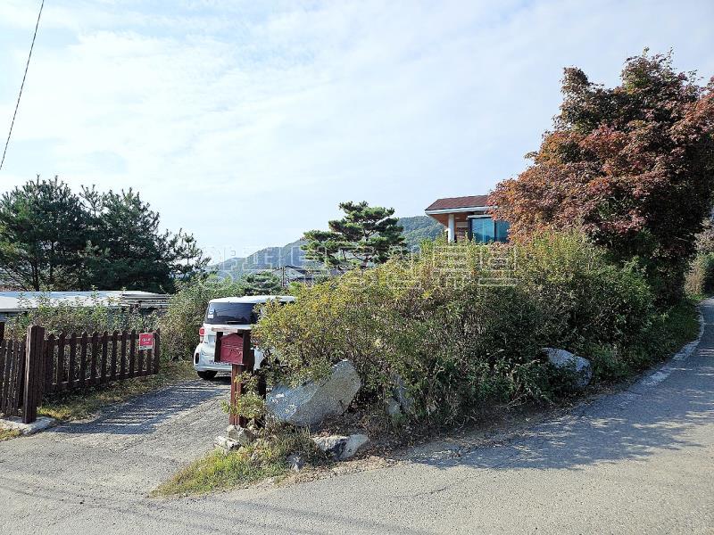 1.2층 별도 거주 가능하며 임대 수익 나오며 6번국도 접근성 좋은 전원주택_23