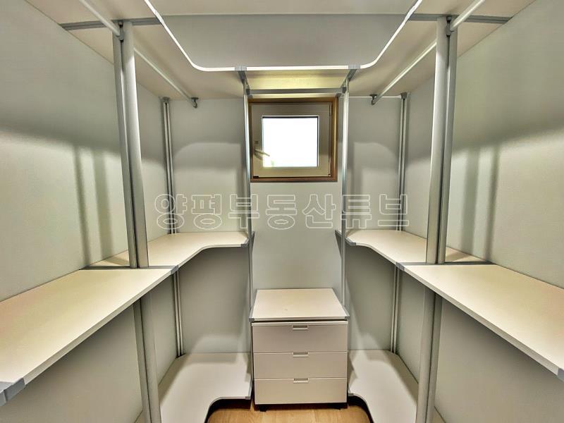 떠오르는 아침 햇살을 풍요롭게 받아 평온한 삶을 누릴 수 있는 잘지은 단층 전원주택_11