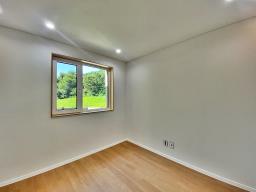 떠오르는 아침 햇살을 풍요롭게 받아 평온한 삶을 누릴 수 있는 잘지은 단층 전원주택_썸네일_16