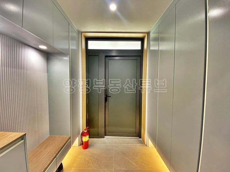 떠오르는 아침 햇살을 풍요롭게 받아 평온한 삶을 누릴 수 있는 잘지은 단층 전원주택_17