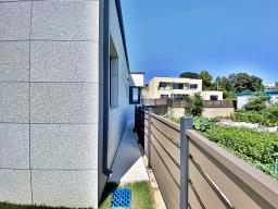 떠오르는 아침 햇살을 풍요롭게 받아 평온한 삶을 누릴 수 있는 잘지은 단층 전원주택_썸네일_20