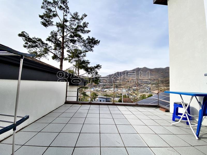 탁트인 멋진 시원한 뷰, 소유주가 직접 설계하고 정성으로 잘지은 전원주택_19