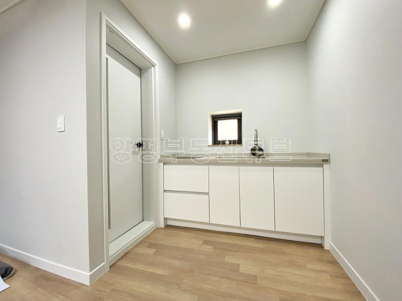 증동리 매봉산 아래 조용하고 아늑한 곳에 자리한 신축 전원주택_10